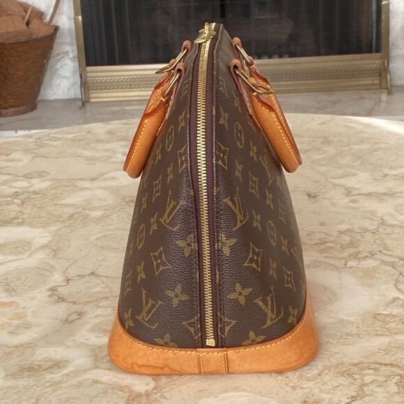 Authentic Louis Vuitton Alma Monogram Satchel Handbag - FL1001 - Picture 5 of 16